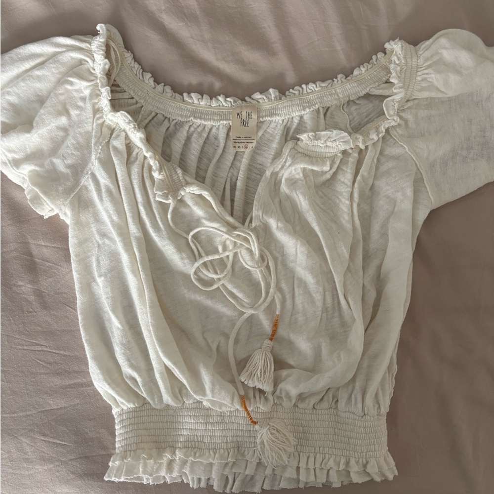 ☀️We The Free Cream Puff Sleeve Blouse with Ruffled Tie Front